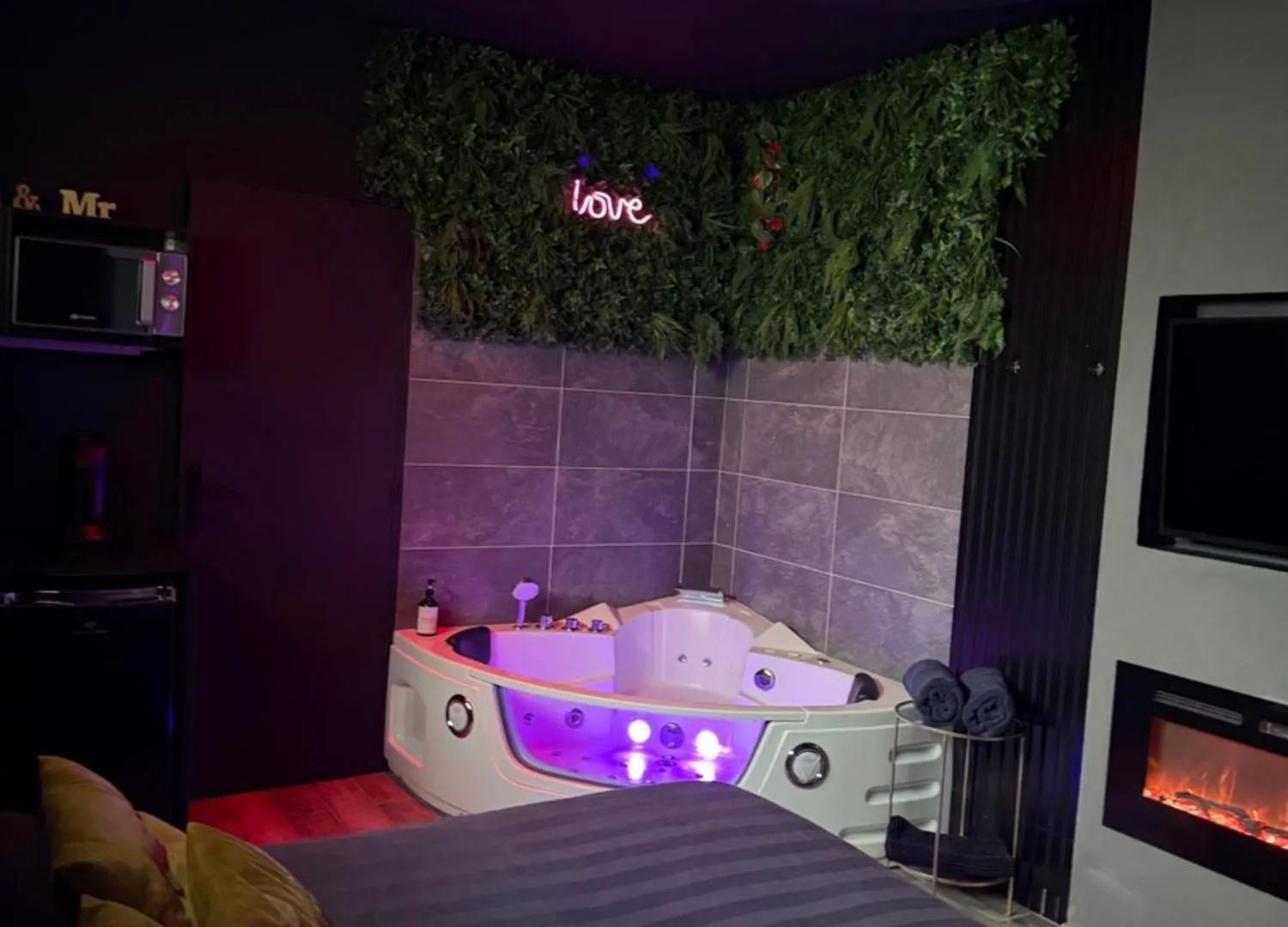 Appartement Loveroomxspa Bourg-Saint-Christophe France