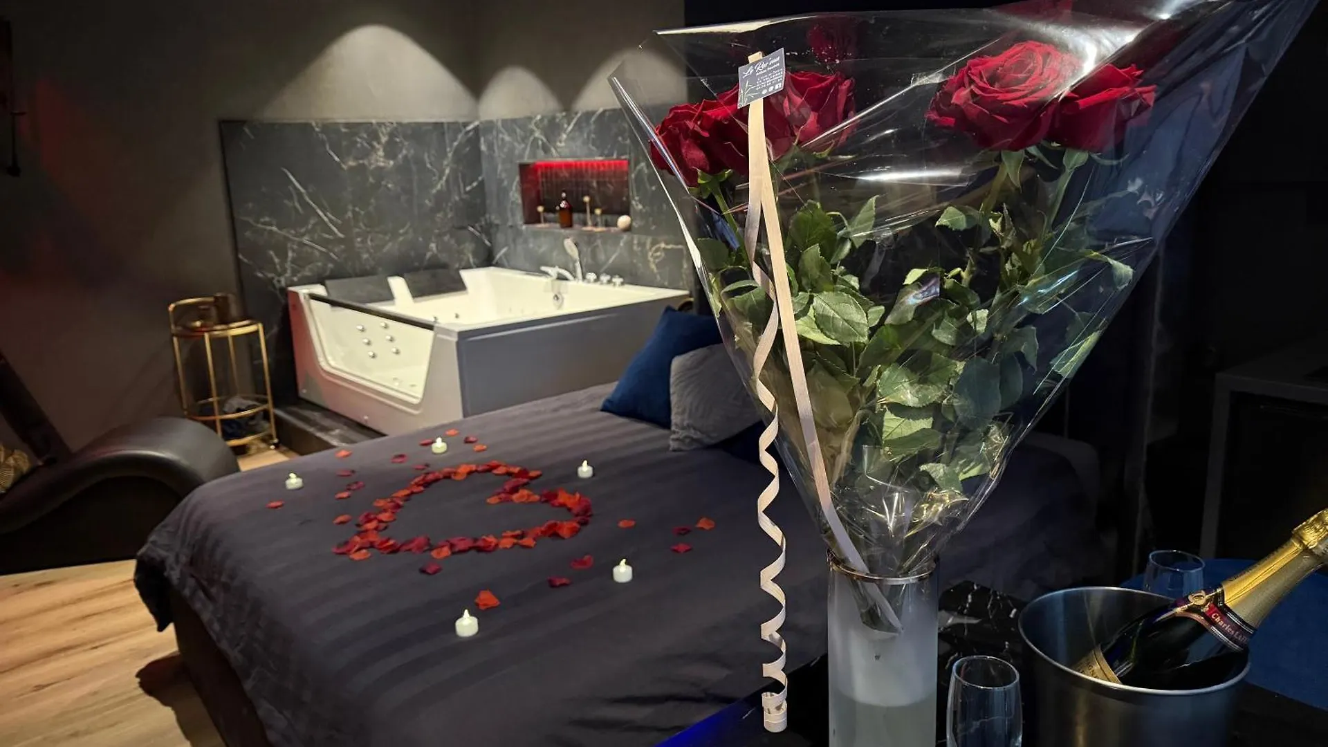 Loveroomxspa Bourg-Saint-Christophe Appartement