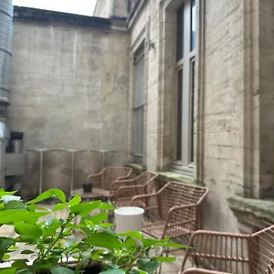 auberge-de-jeunesse-hi.fr-provencehotel.com/